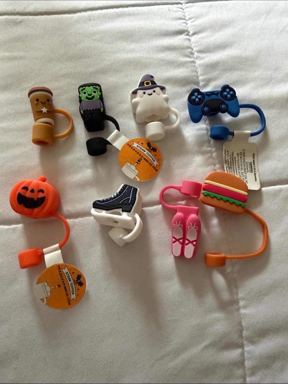 (8) silicone straw toppers new